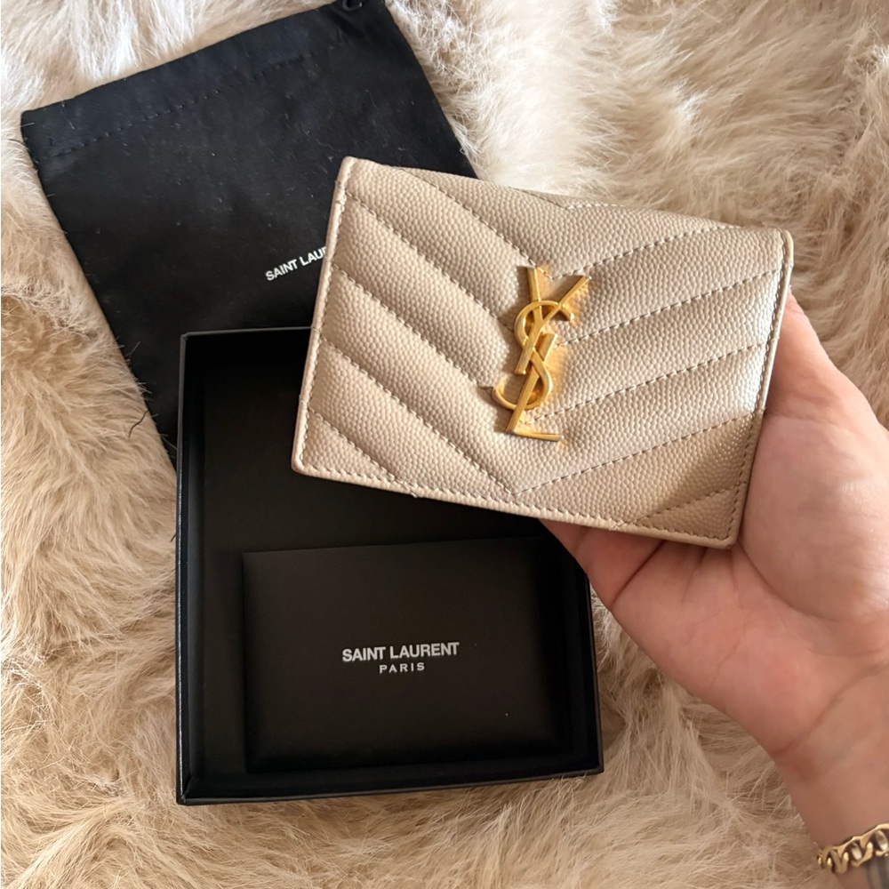 Saint Laurent Beige Chevron Quilted Card Holder with Gold YSL